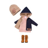 Ropa Penélope – Vestido de lana rosa empolvado, con chaqueta de punto azul con capucha, gorro y botas