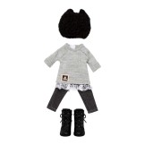 Ropa Penélope – Jersey de lana gris, pantalones negros, gorro de lana negro y botas negras